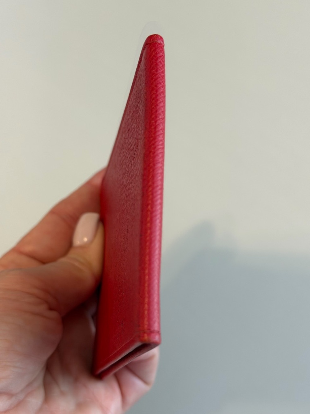 Authentic Louis Vuitton red card holder - Picture 5 of 16